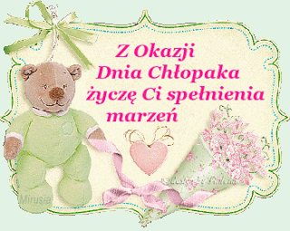 Miś w zielonym ubraniu z życzeniami na dzień chłopaka